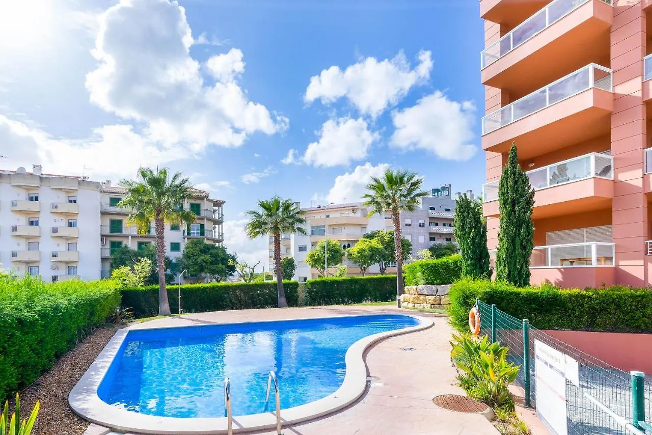 Litoral Mar Dream, 500 Mbs Free Wi-Fi, Private Parking, Pool Apartment Portimao 0*,  Portugal