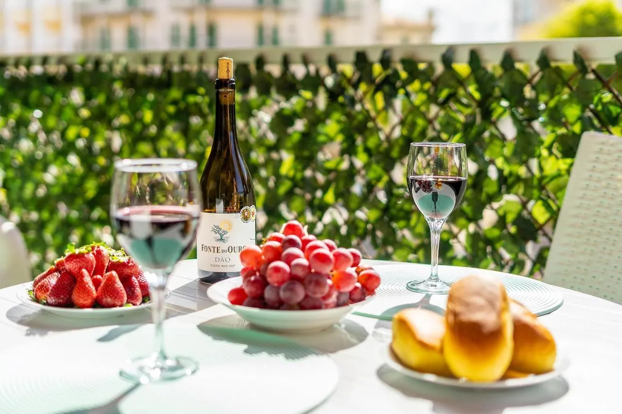 Litoral Mar Dream, 500 Mbs Free Wi-Fi, Private Parking, Pool Apartment Portimao 0*,